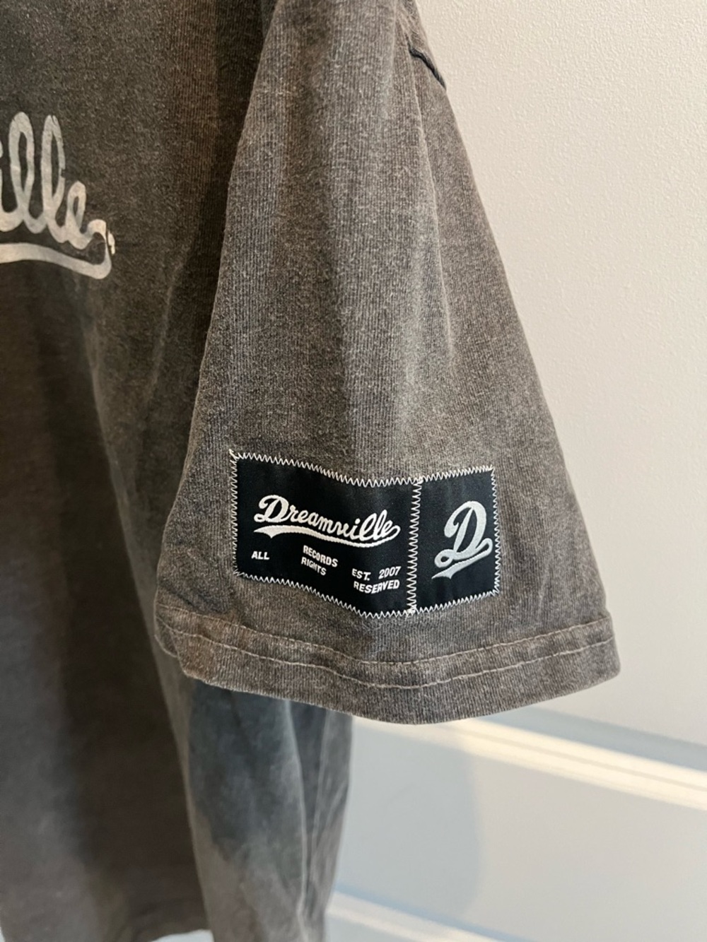 Dreamville Unisex Oversized Faded Grey Distressed Concert Tee (Small) - Picture 2 of 5